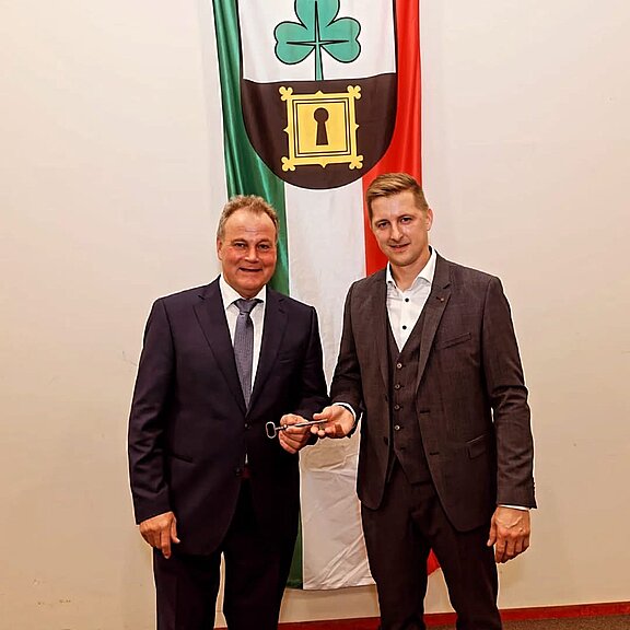 Bürgermeisterwechsel_Kampenhuber_Ziegler.jpg  